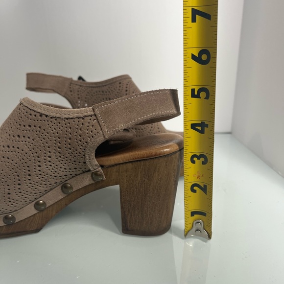 Eric Michael Julia Sandal Clog with Studs and Wood Heel - Picture 6 of 7
